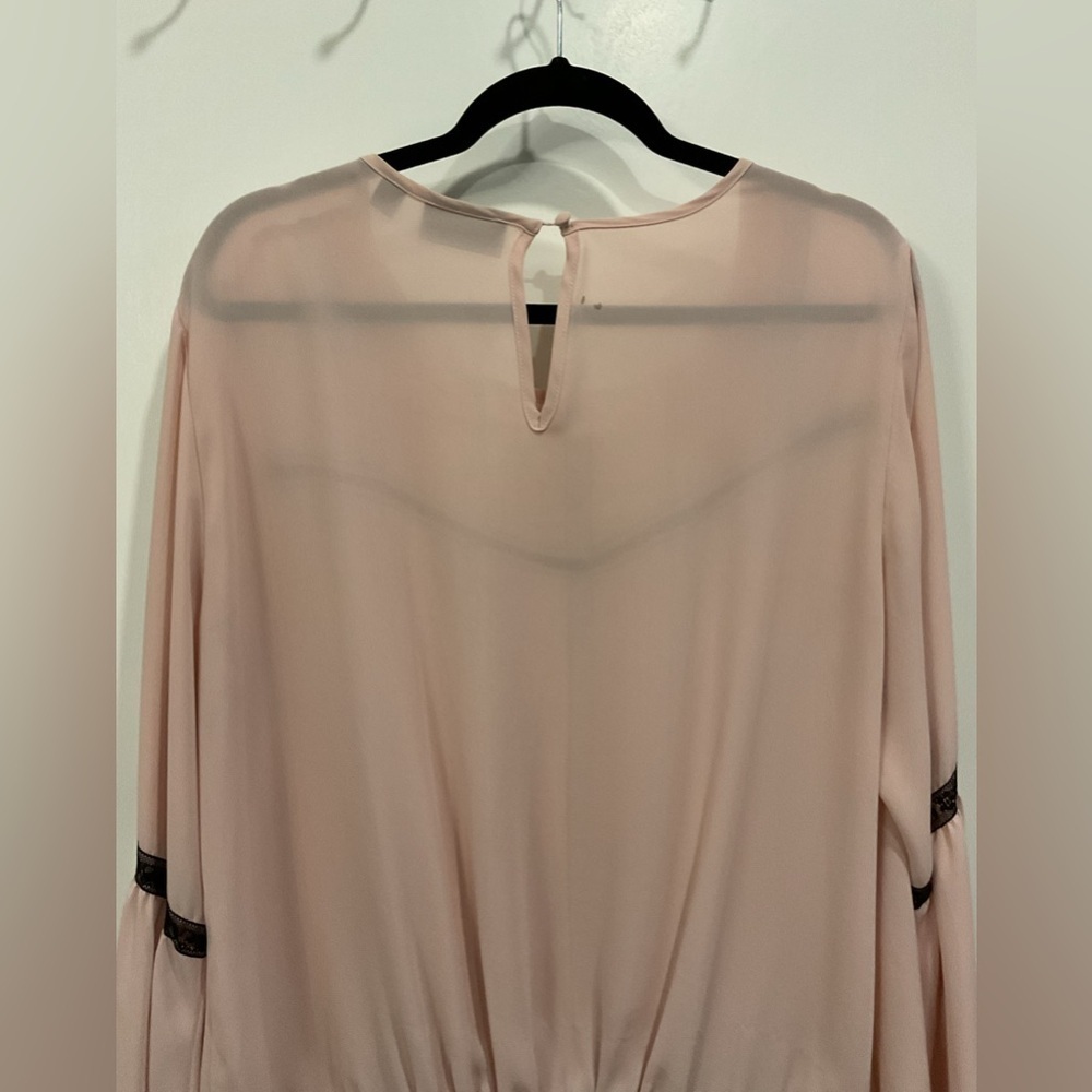 7th Avenue New York & Company Light Pink Blouse with Black Detailing - Picture 6 of 6